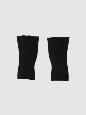 Podiumwear Dyed Black Kneewarmers